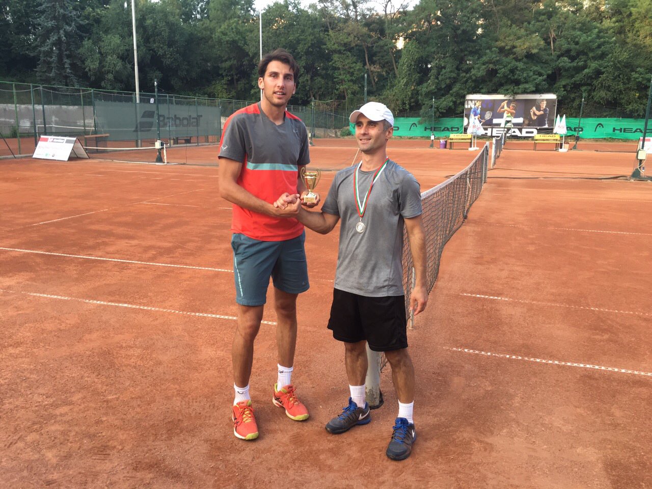 Батран най-сетне вдигна бленуваната първа титла на „Диана“