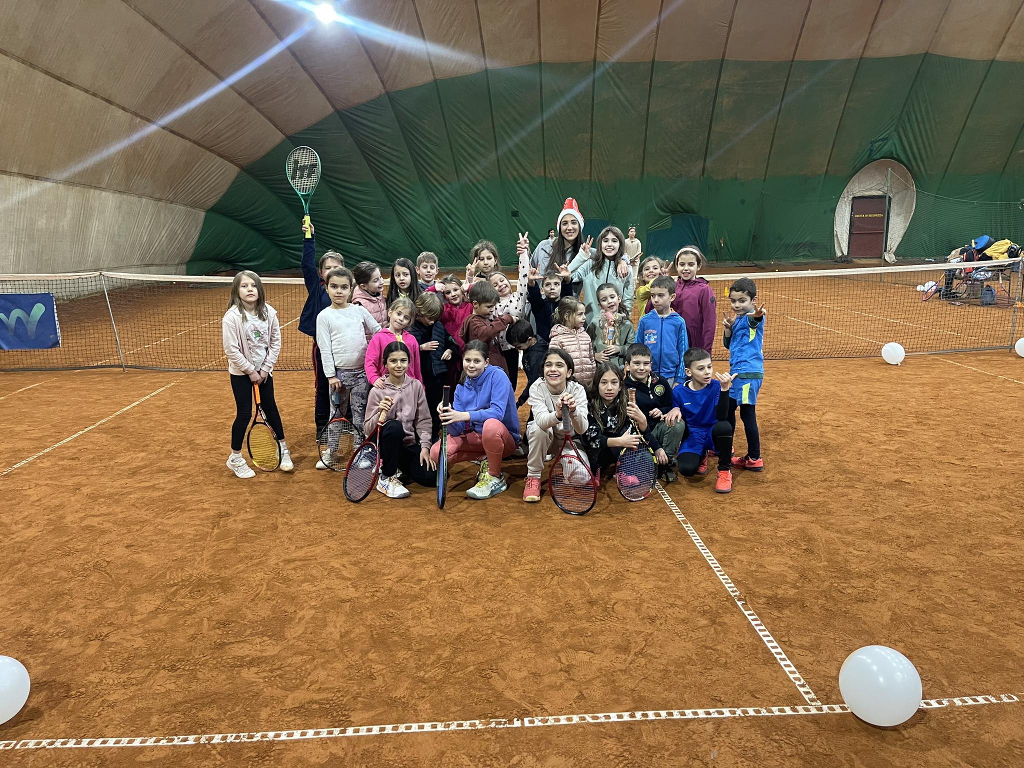 Детски коледен турнир с игри и забавления на „Диана“