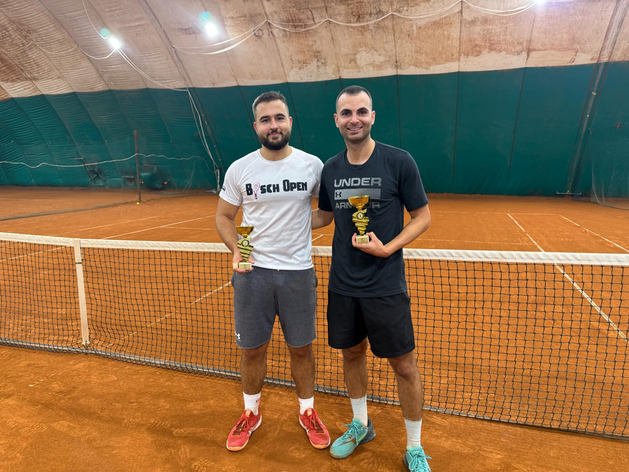 Марк и Радо победени един след друг на „Диана“